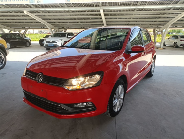 Volkswagen Polo 2014 Volkswagen Polo 2014 car image