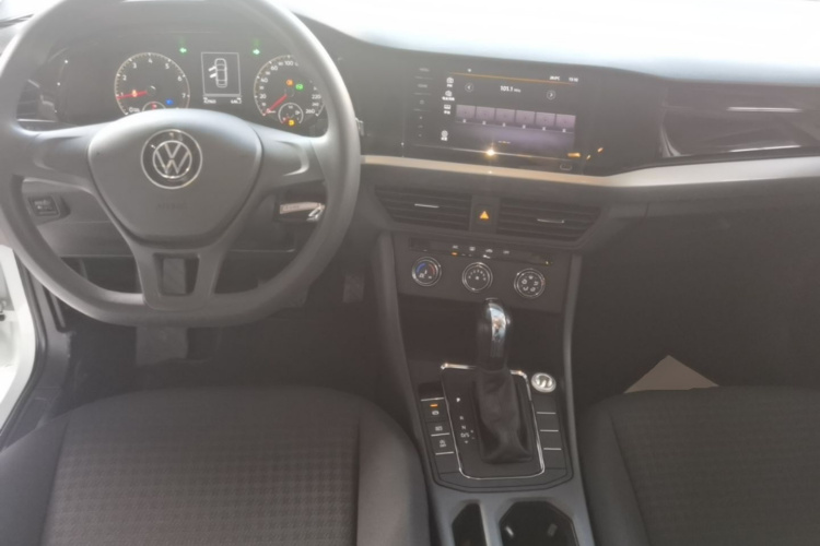 Volkswagen Bora 2021 car image #11