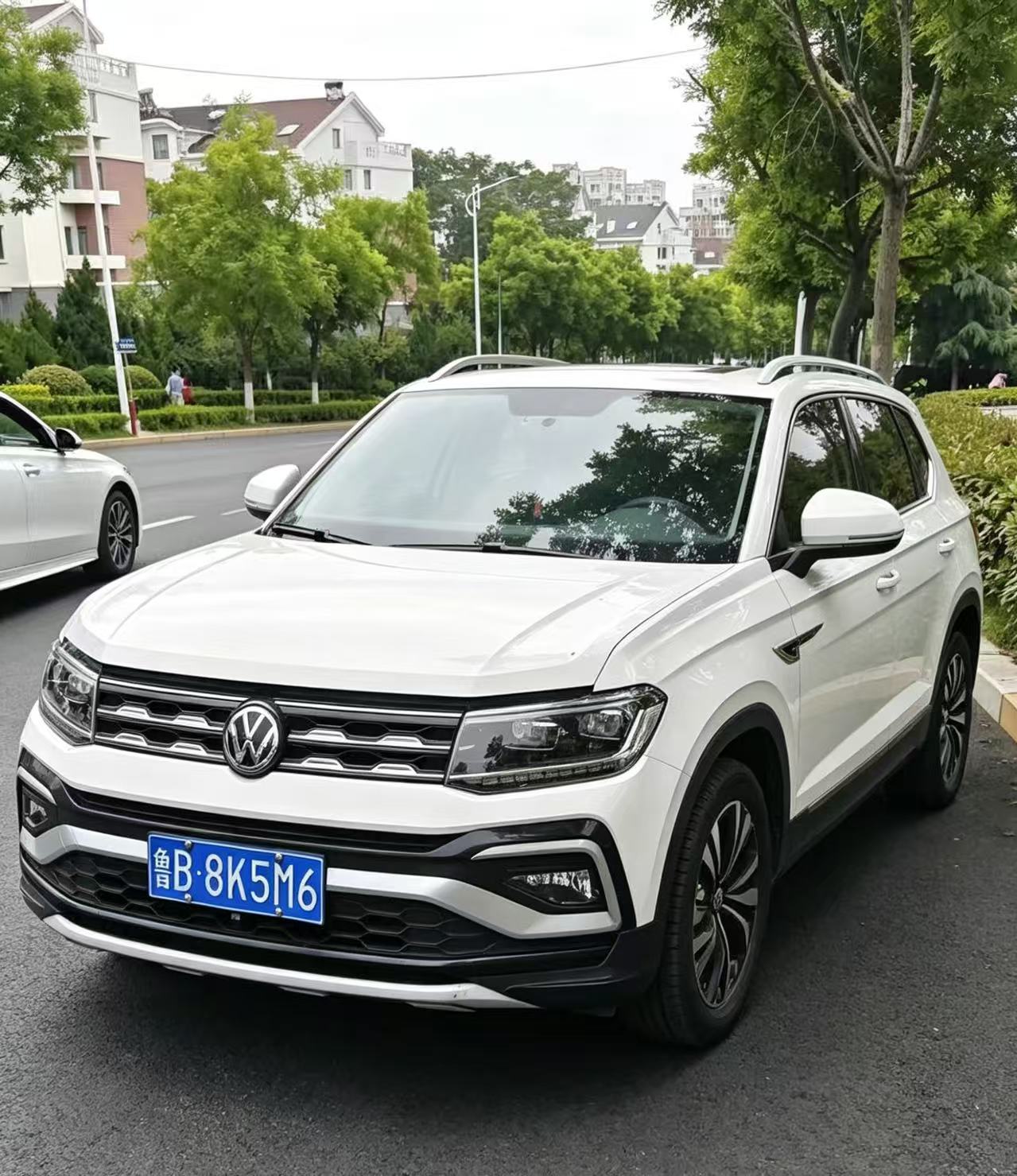 Volkswagen T-Cross 2020 car image 