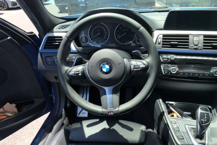 BMW 3 Series 2018 #11 BMW 3 Series 2018 car image #11