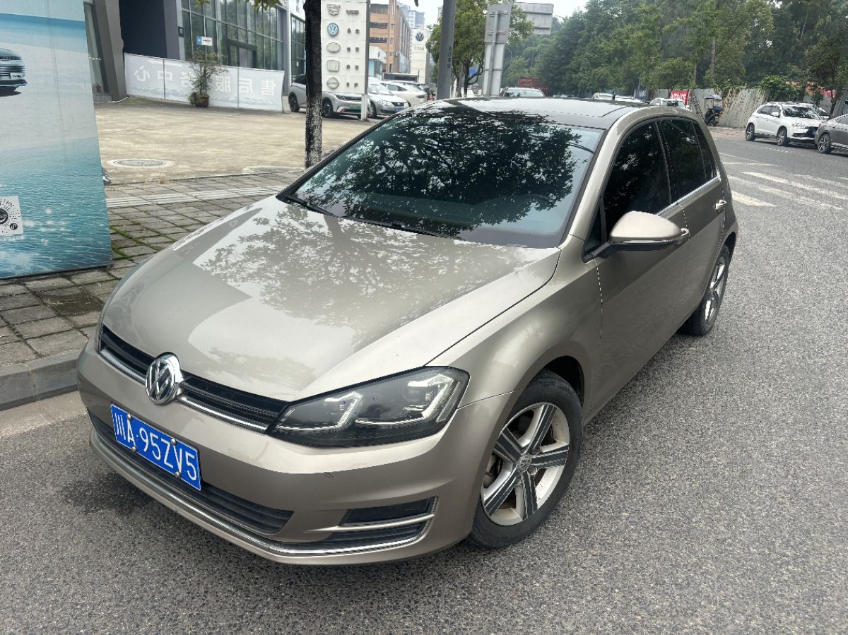 Volkswagen Golf 2017 car image 