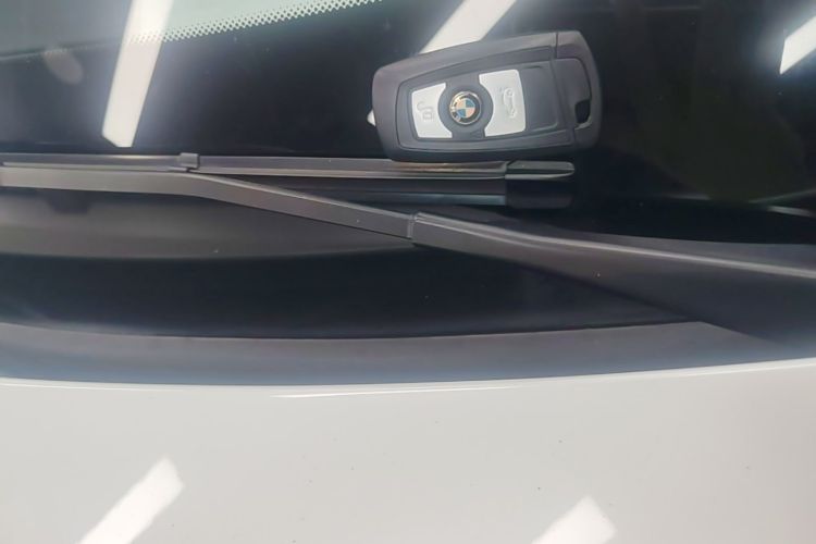 BMW 3 Series GT 2019 #9 BMW 3 Series GT 2019 car image #9