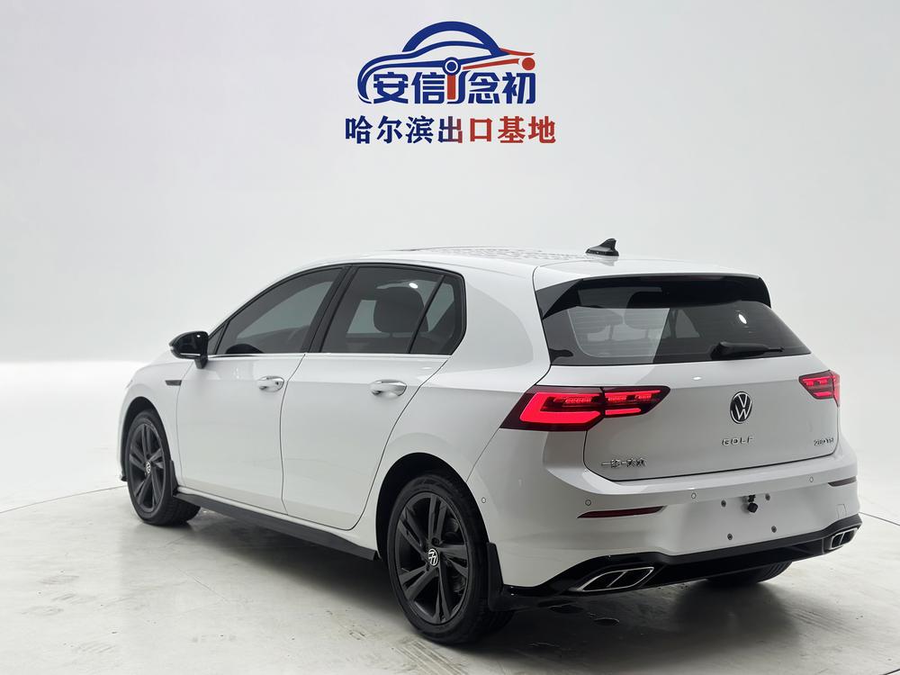 Volkswagen Golf 2021 car image #5