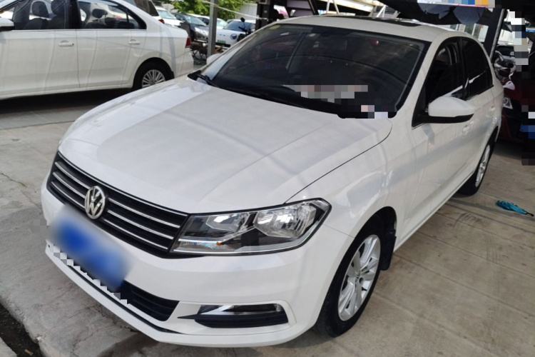 Volkswagen Santana 2019 car image #2