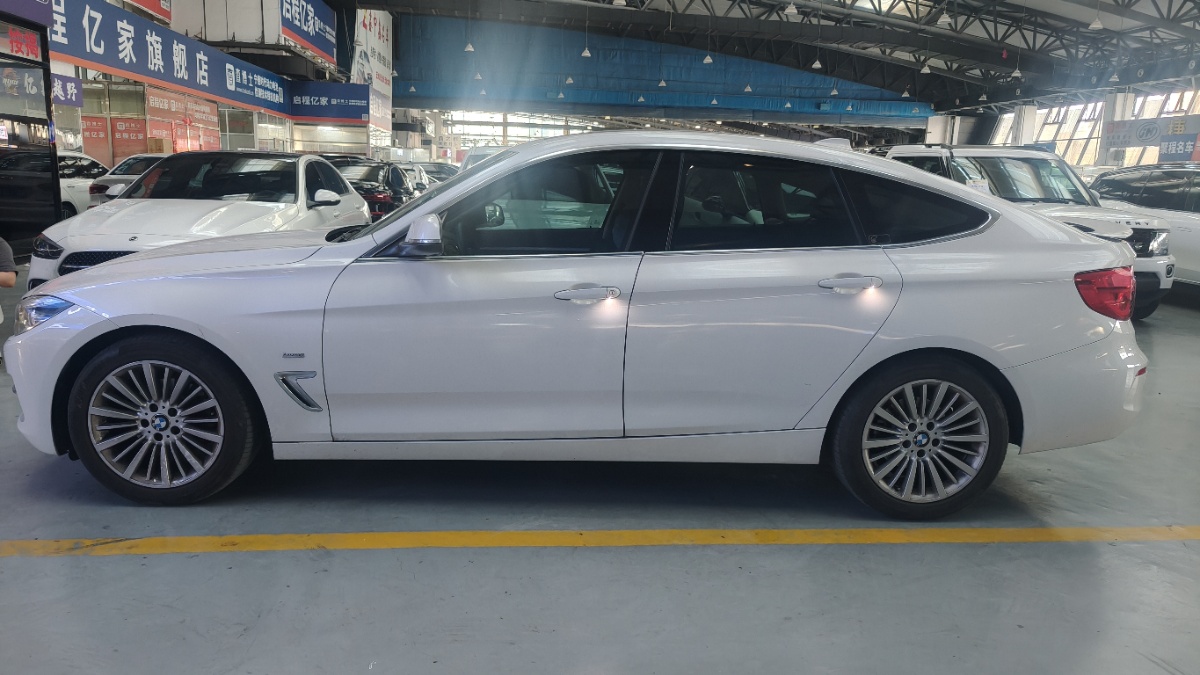 BMW 3 Series GT 2017 #8 BMW 3 Series GT 2017 car image #8