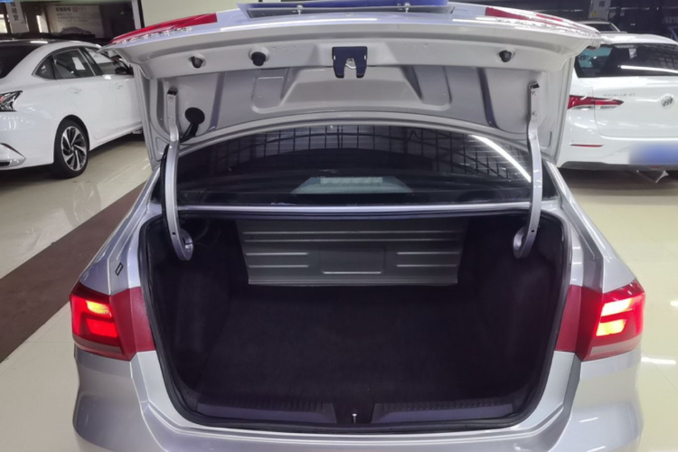 Volkswagen Santana 2016 #19 Volkswagen Santana 2016 car image #19