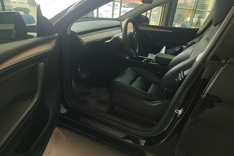 Tesla Model Y 2022 #16 Tesla Model Y 2022 immagine di auto #16