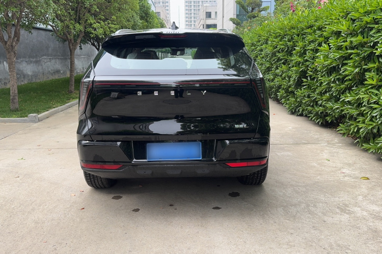 GEELY Boyue L 2026 car image #6