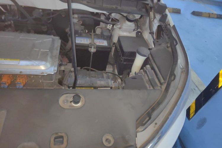 BYD Yuan New Energy 2019 car image #26