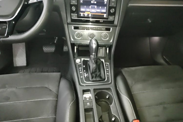 Volkswagen Golf 2018 #14 Volkswagen Golf 2018 car image #14