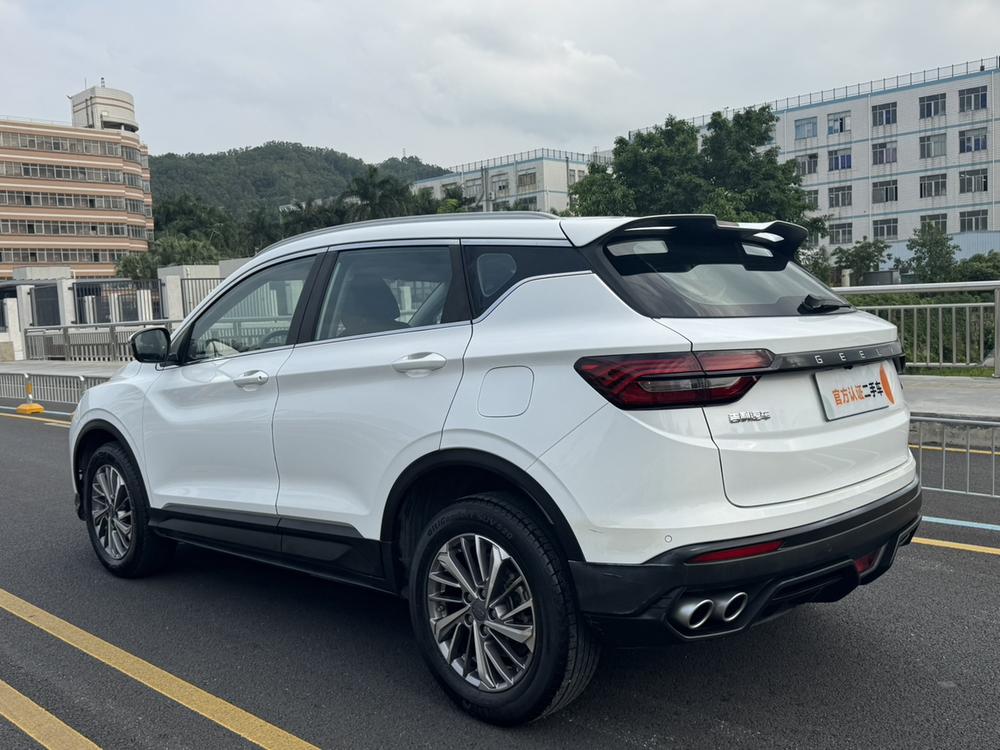 GEELY Coolray 2022 #5 GEELY Coolray 2022 car image #5