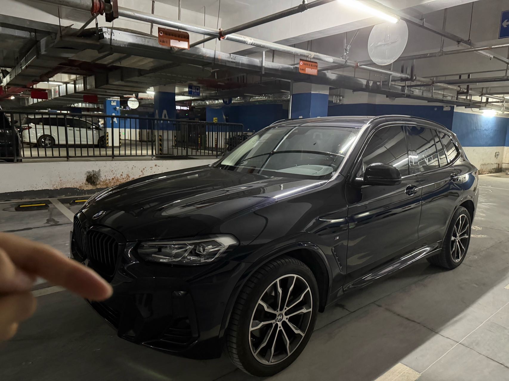 BMW X3 2024 car image 