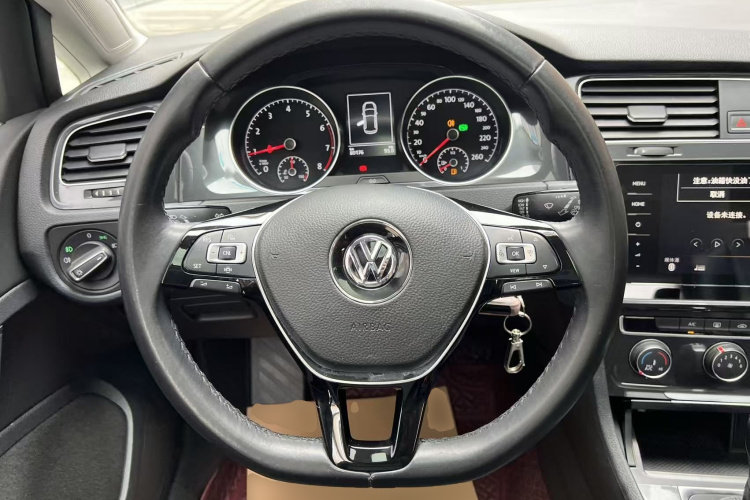 Volkswagen Golf 2020 #11 Volkswagen Golf 2020 car image #11