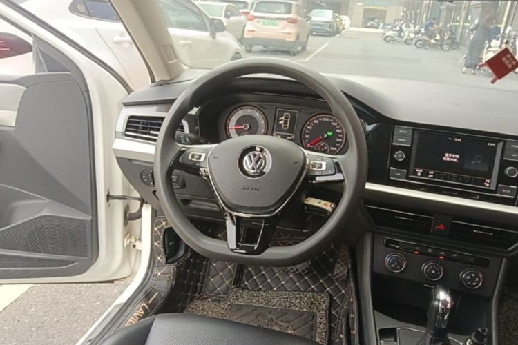 Volkswagen Lavida 2019 #11 Volkswagen Lavida 2019 car image #11