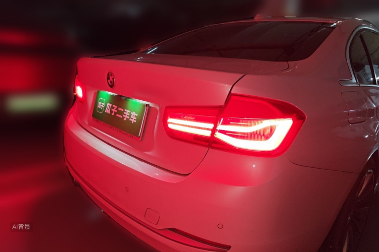 BMW 3 Series 2018 #6 BMW 3 Series 2018 car image #6