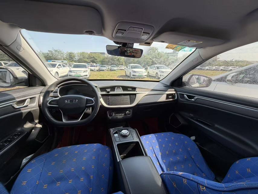 GEELY Emgrand New Energy 2021 #4 GEELY Emgrand New Energy 2021 изображение автомобиля #4