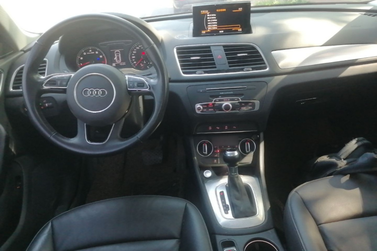 Audi Q3 2017 #10 Audi Q3 2017 car image #10