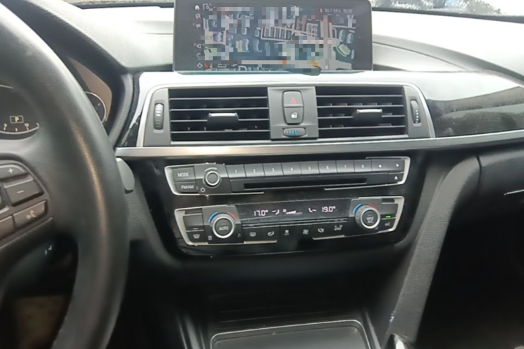 BMW 3 Series 2019 #15 BMW 3 Series 2019 car image #15