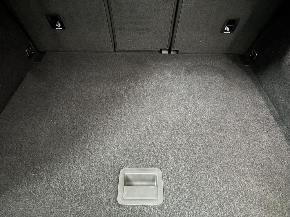 Audi Q3 2022 car image #11