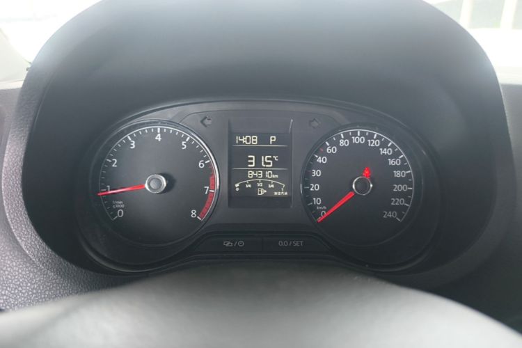 Volkswagen Polo 2016 #13 Volkswagen Polo 2016 car image #13