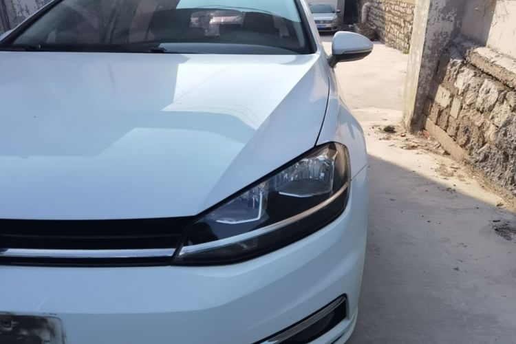 Volkswagen Golf 2018 صورة سيارة #23