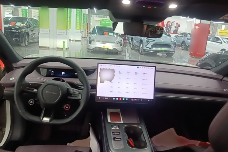 MI SU7 2024 immagine di auto #10
