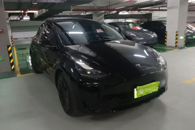 Tesla Model Y 2023 #6 Tesla Model Y 2023 car image #6