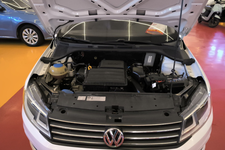 Volkswagen Santana 2016 car image #19