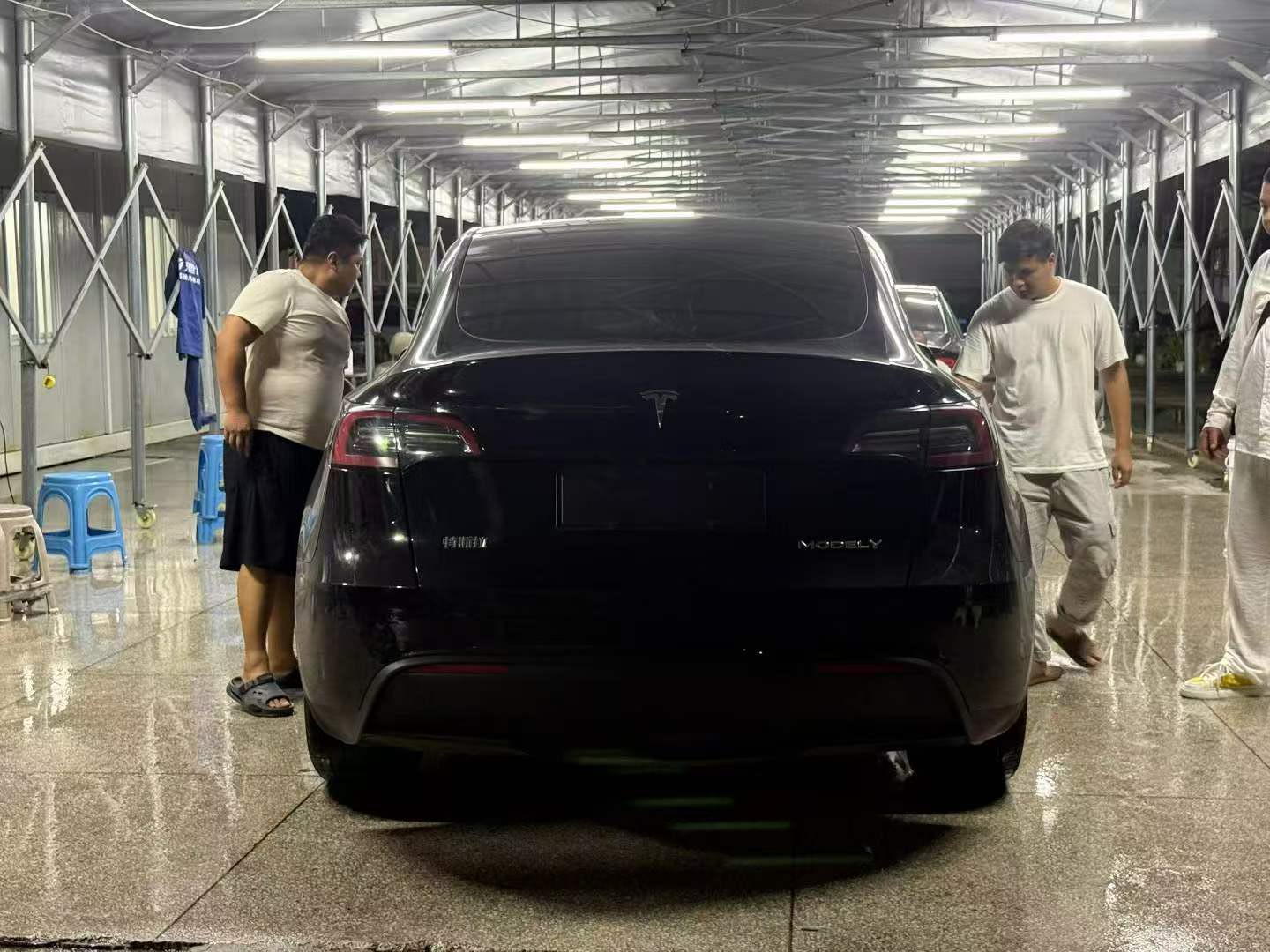 Tesla Model Y 2022 car image #8