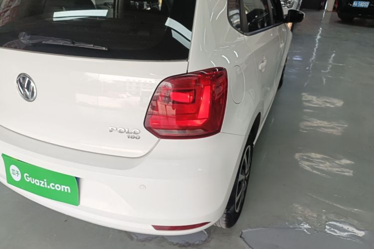 Volkswagen Polo 2019 car image #8