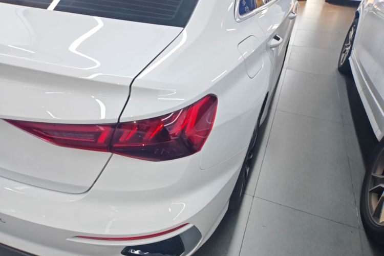 Audi A3 2024 immagine di auto #8