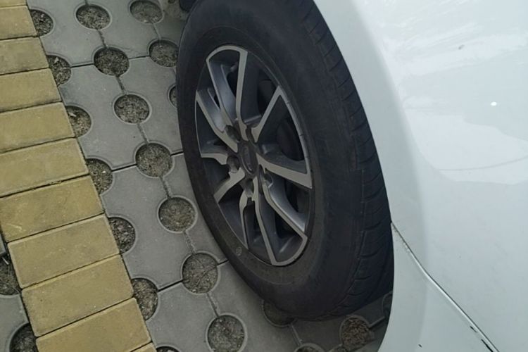 GEELY Emgrand 2020 #9 GEELY Emgrand 2020 car image #9