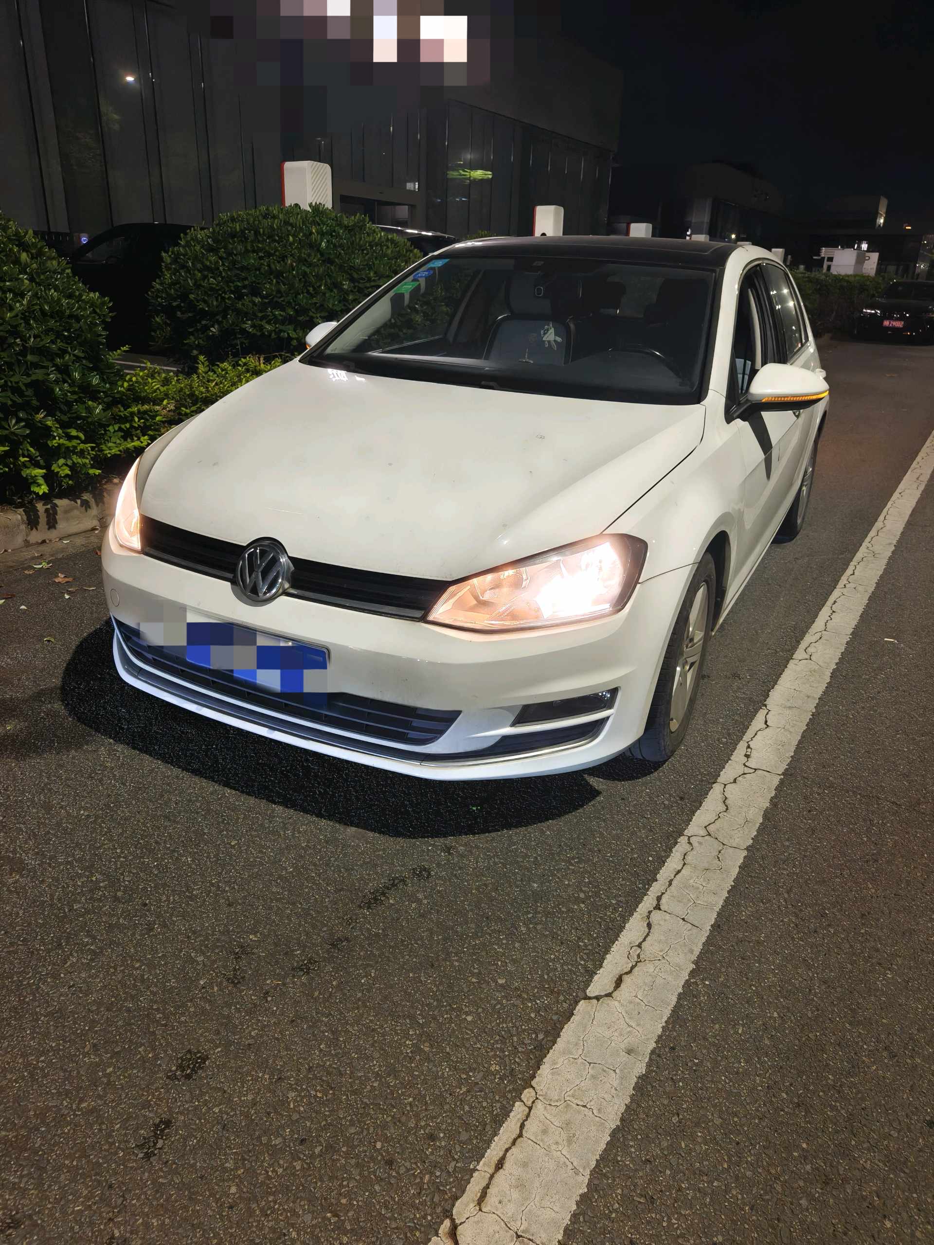 2016 2016 car image