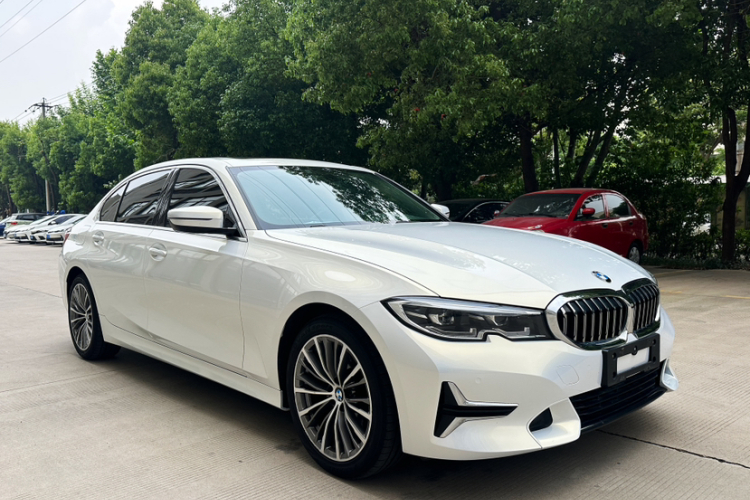 BMW 3 Series 2020 #9 BMW 3 Series 2020 car image #9
