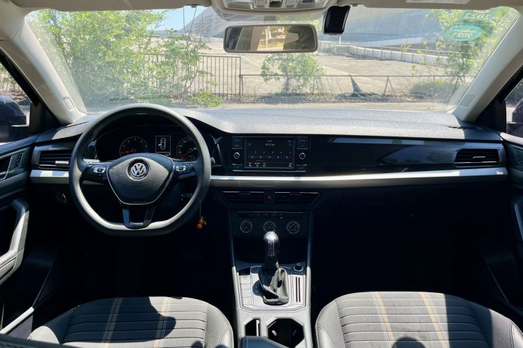 Volkswagen Lavida 2020 car image #13