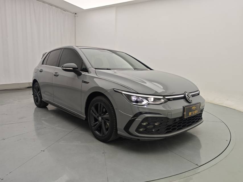 Volkswagen Golf 2024 car image #3