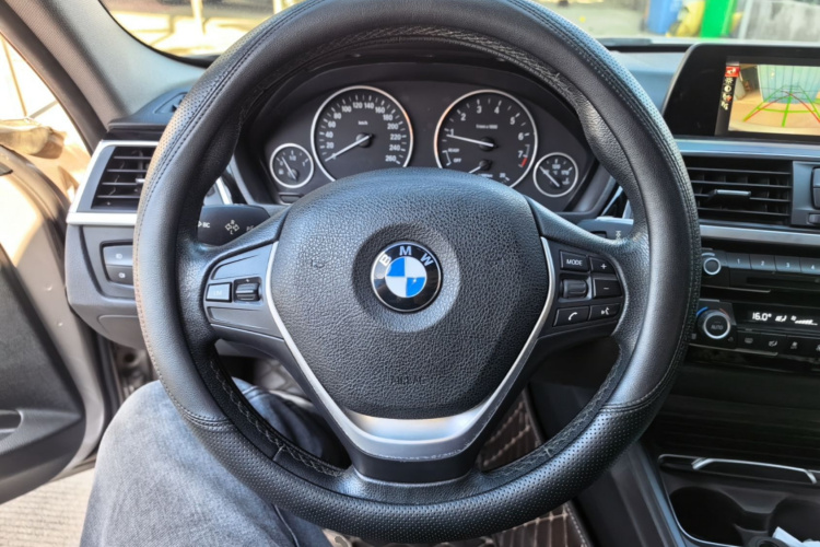 BMW 3 Series 2016 #11 BMW 3 Series 2016 car image #11