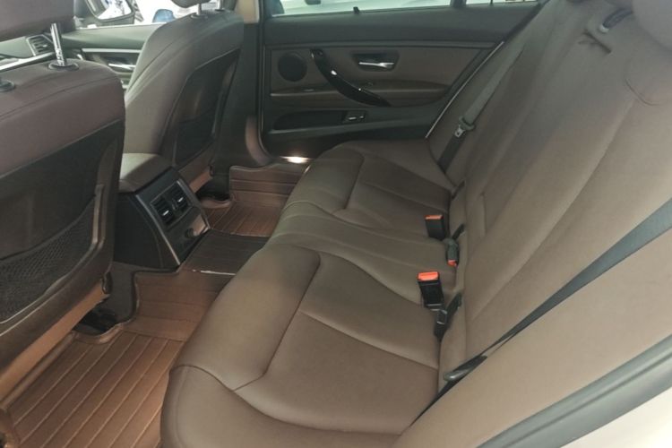 BMW 3 Series 2019 #17 BMW 3 Series 2019 immagine di auto #17