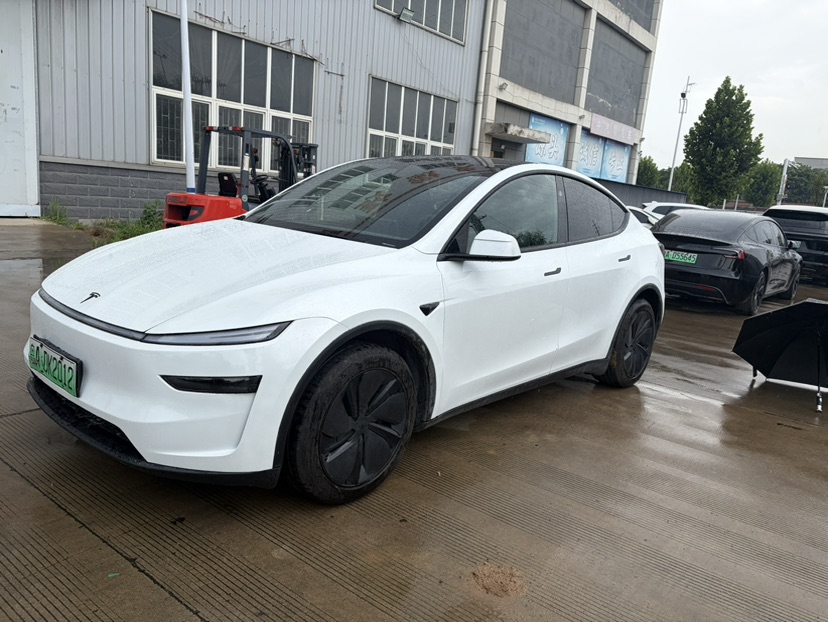 Tesla Model Y 2026 Tesla Model Y 2026 car image