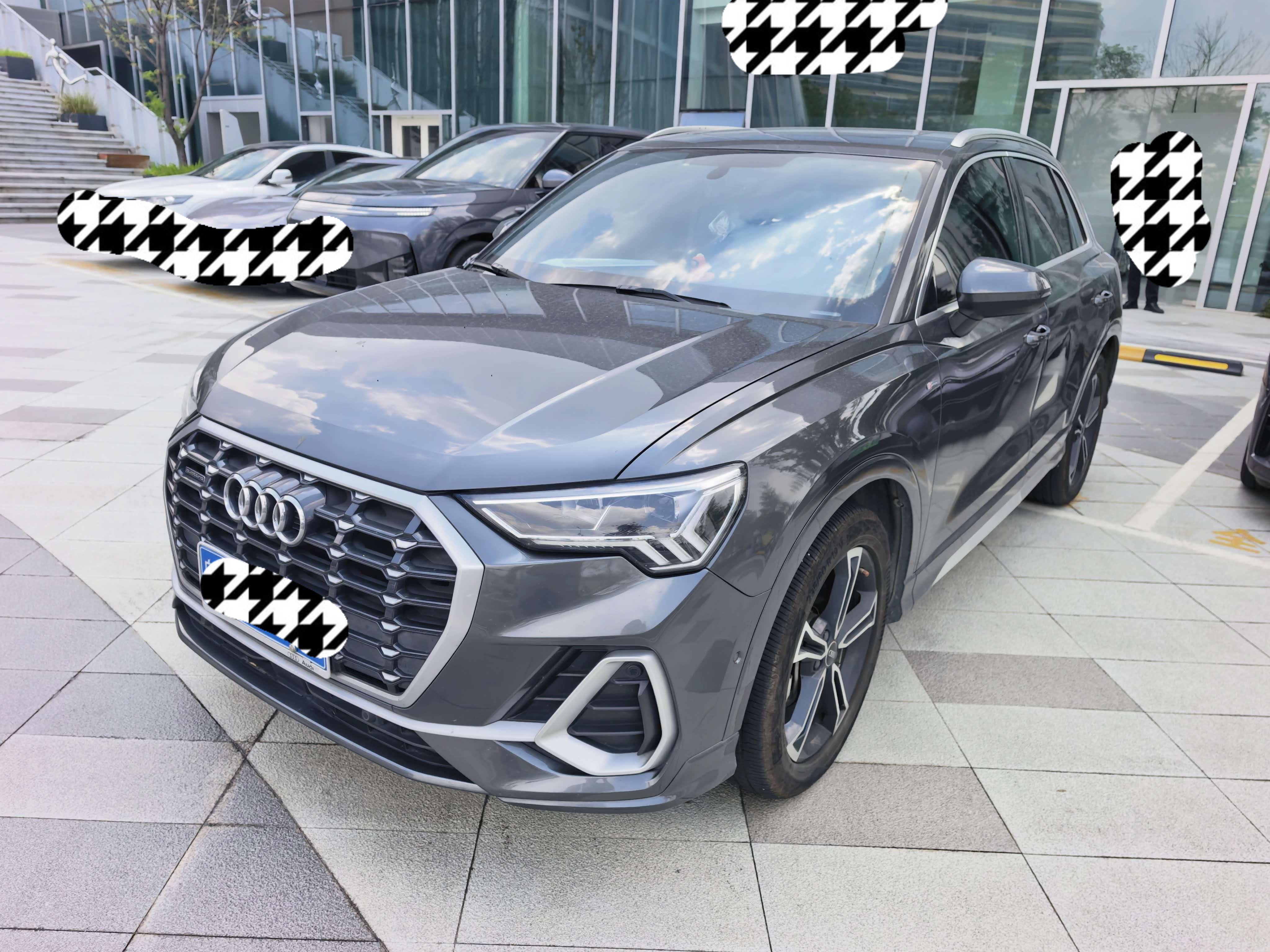 Audi Q3 2022 Audi Q3 2022 immagine di auto