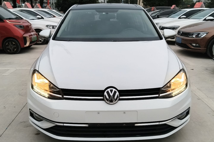 Volkswagen Golf 2019 #3 Volkswagen Golf 2019 صورة سيارة #3