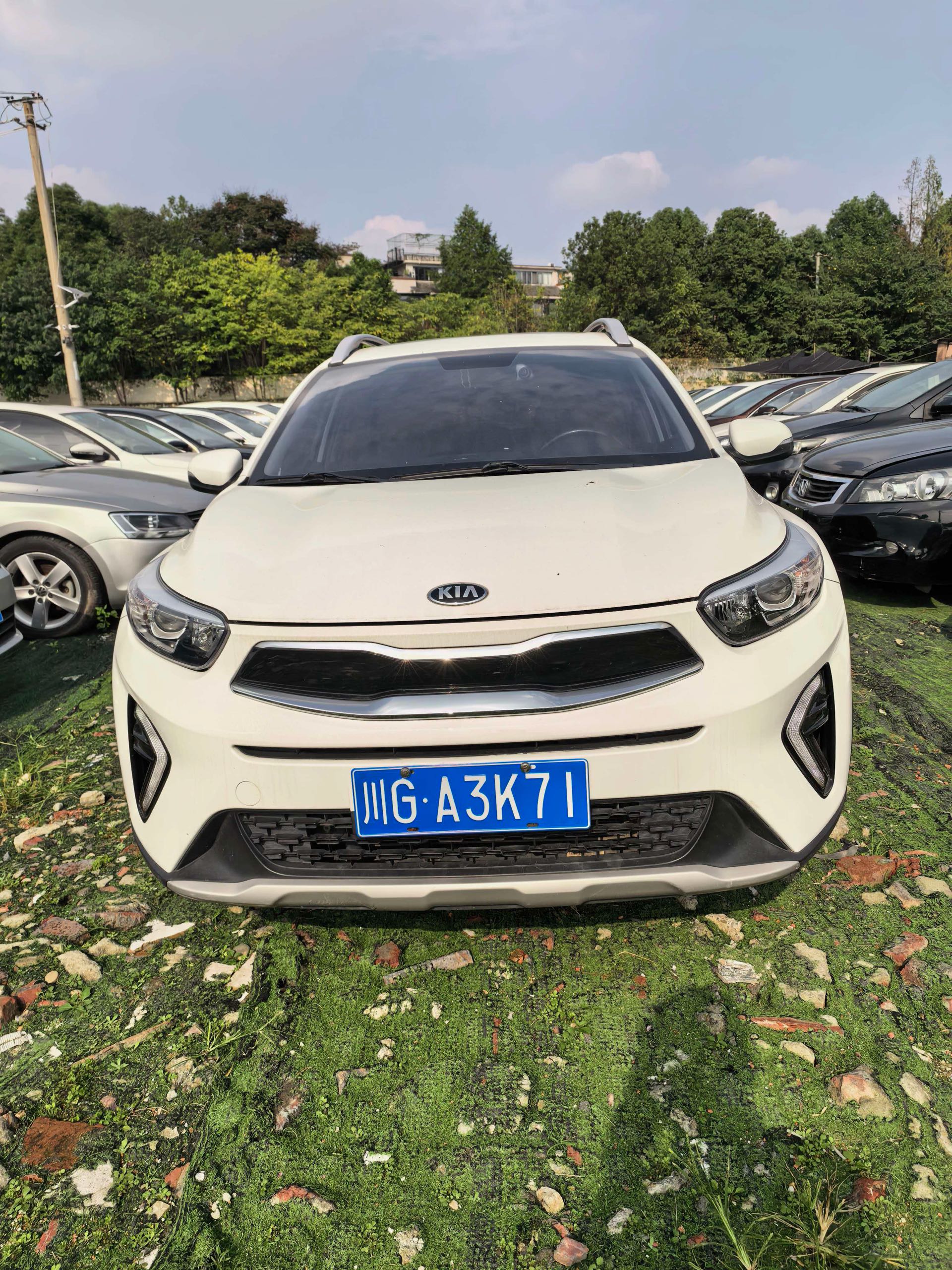 Kia KX1 2019 car image #2