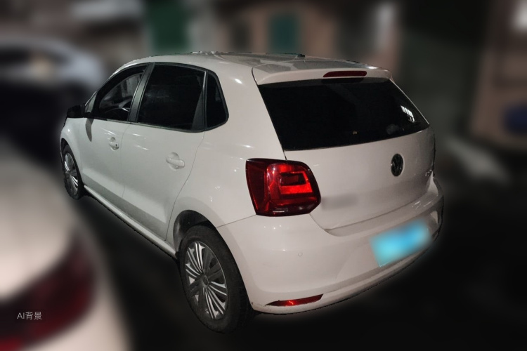 Volkswagen Polo 2016 car image #5