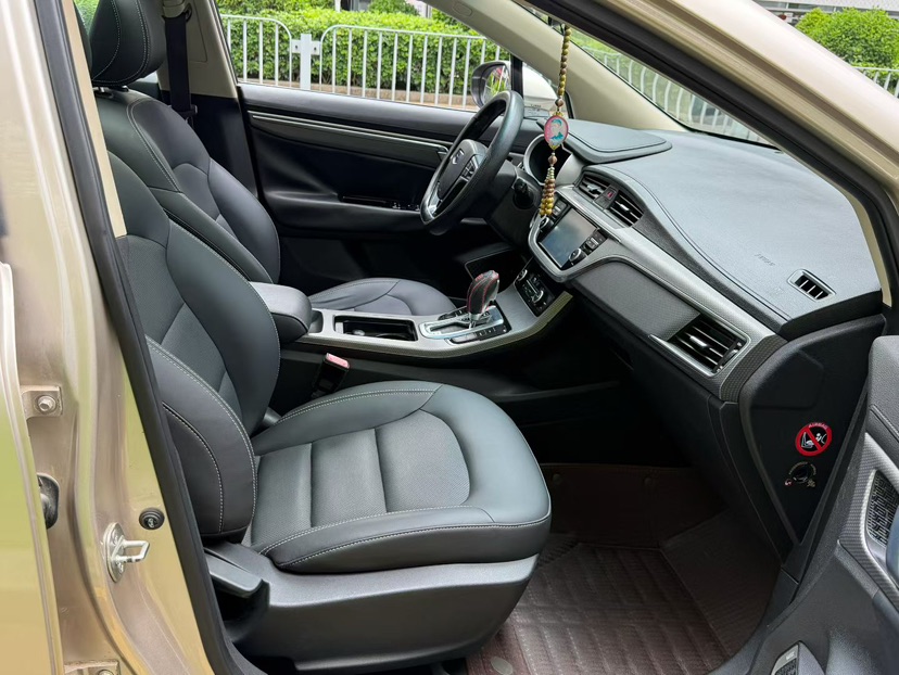 GEELY Emgrand GS 2017 #6 GEELY Emgrand GS 2017 car image #6
