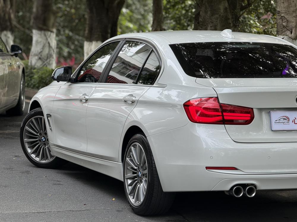 BMW 3 Series 2019 #12 BMW 3 Series 2019 car image #12