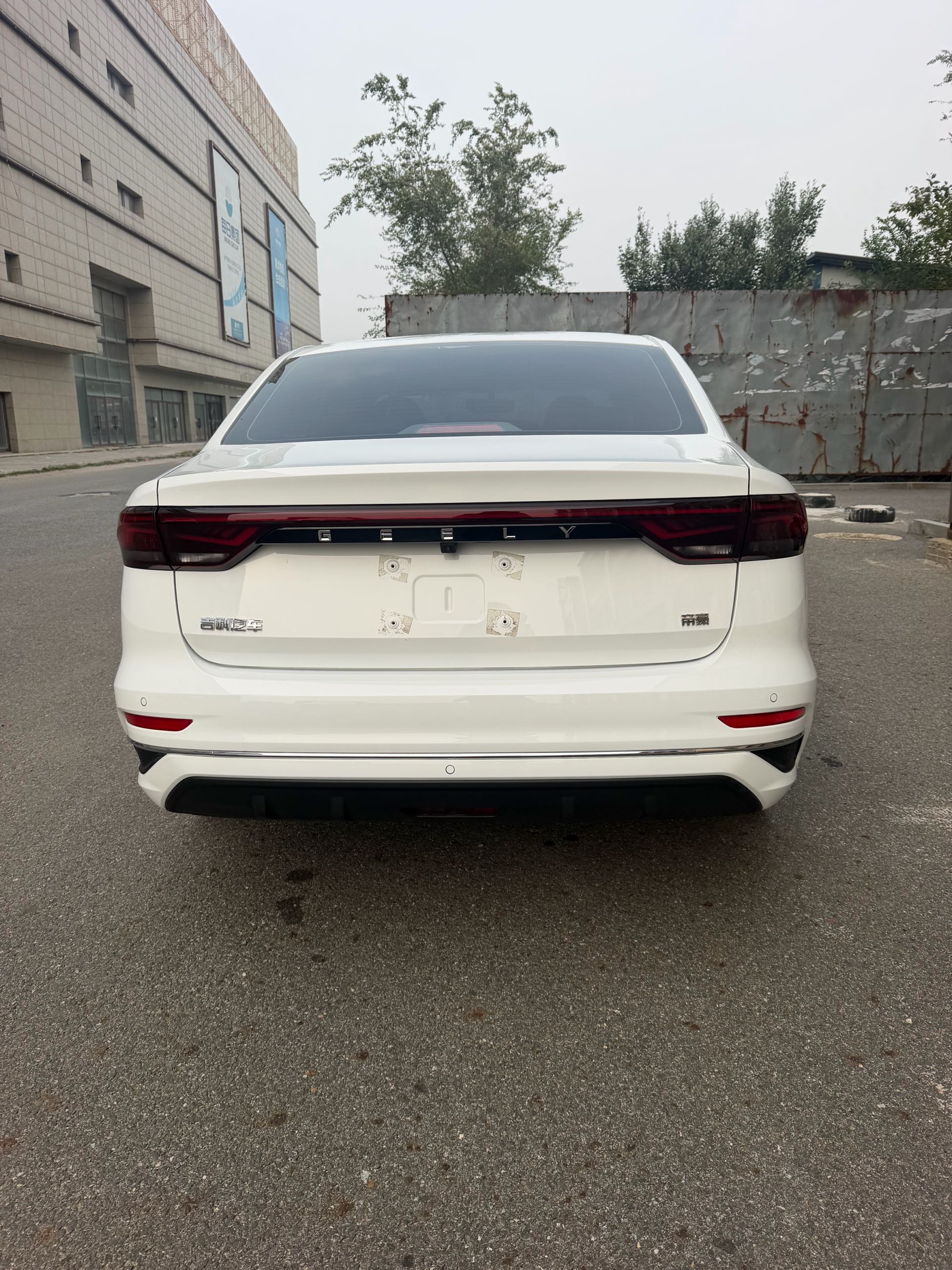 GEELY Emgrand 2023 #6 GEELY Emgrand 2023 car image #6