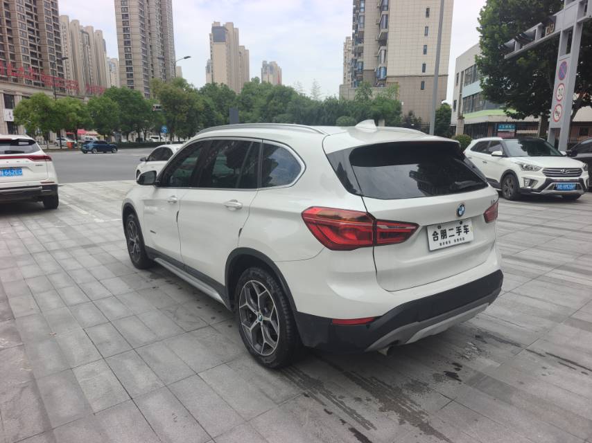 BMW X1 2018 immagine di auto #5