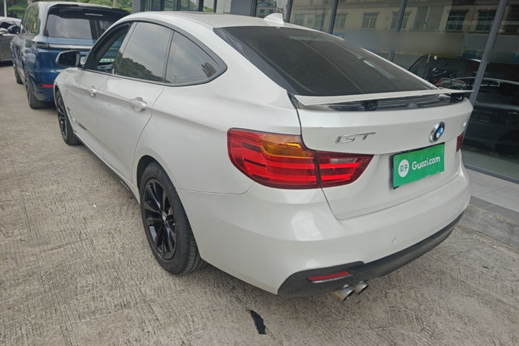 BMW 3 Series GT 2017 imagem de carro #5