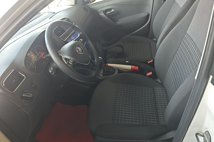 Volkswagen Polo 2018 #15 Volkswagen Polo 2018 car image #15