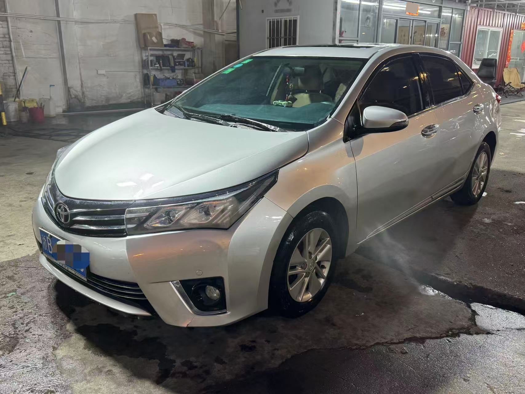 Toyota Corolla 2014 Toyota Corolla 2014 car image
